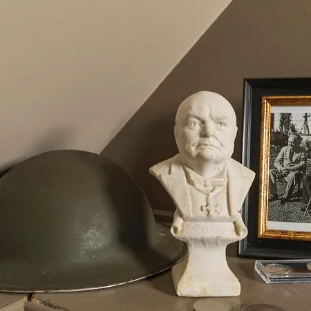 Spirit Of 1944 Bed & Breakfast