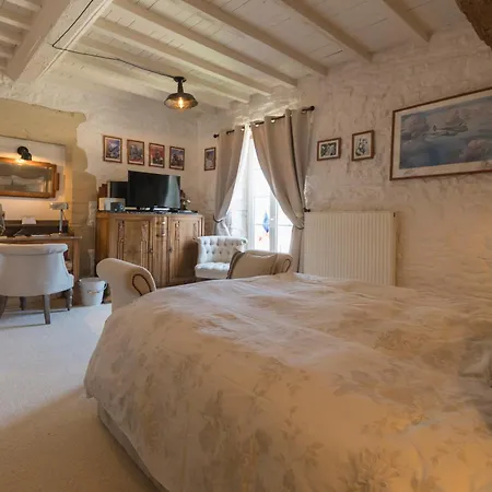 Spirit Of 1944 Bed & Breakfast *