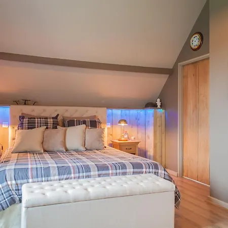 Spirit Of 1944 Bed & Breakfast 4*