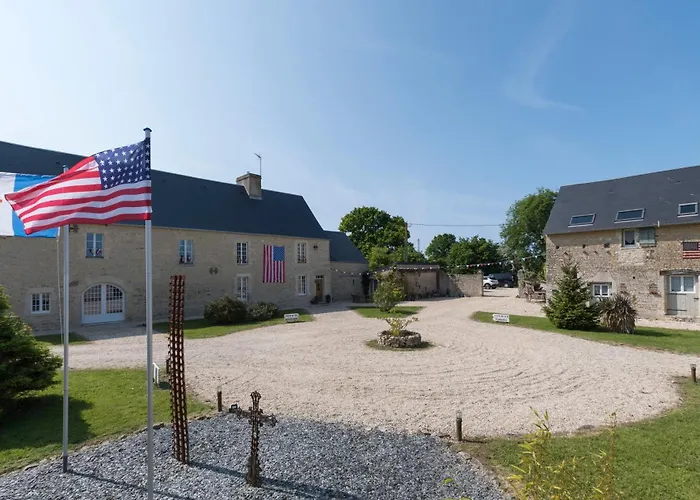 לינה וארוחת בוקר Spirit Of 1944 4*