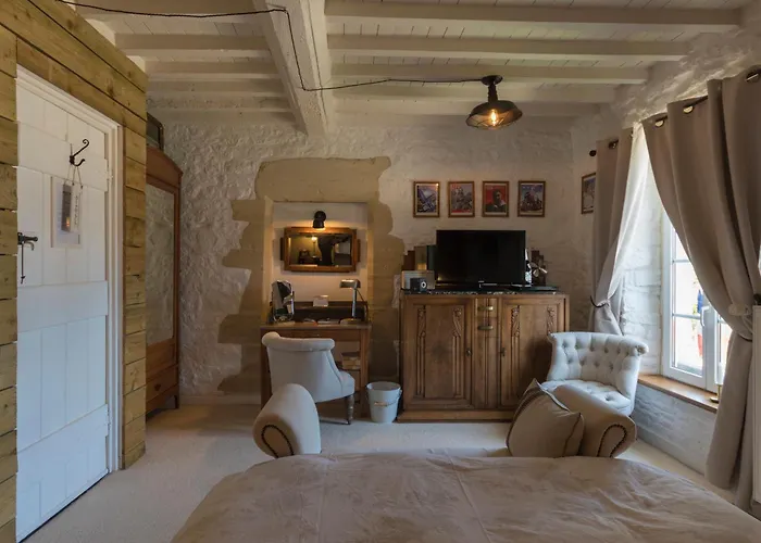 Spirit Of 1944 לינה וארוחת בוקר 4*