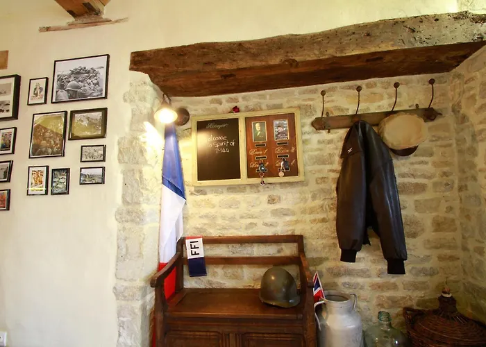 לינה וארוחת בוקר Spirit Of 1944 La Cambe