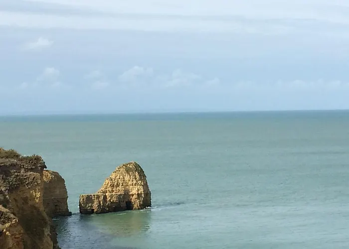 Spirit Of 1944 לינה וארוחת בוקר